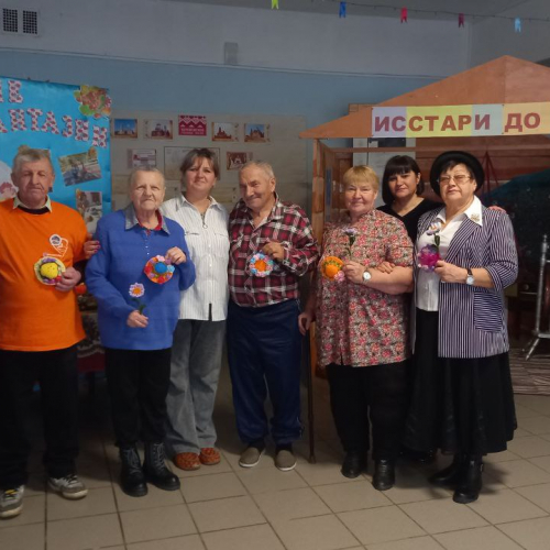 Творческая встреча в Доме культуры: мастер-класс по изготовлению игольниц